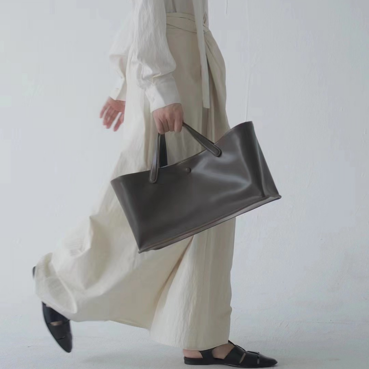 The Row Idaho inspired Luxurious Leather Bag