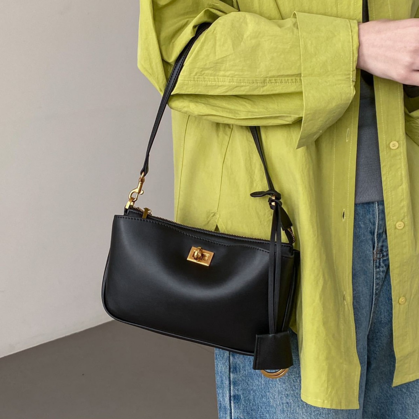 Balenciaga Rodeo Sling Pochette Inspired Luxurious Leather Bag
