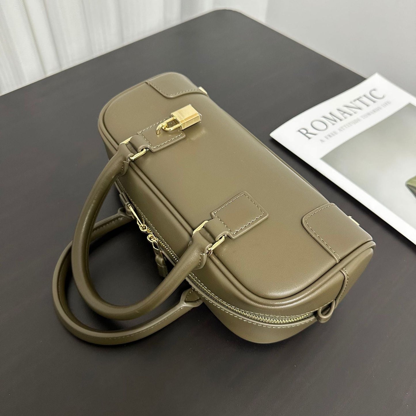 Loewe Amazona 23-Cropped Inspired Leather bag