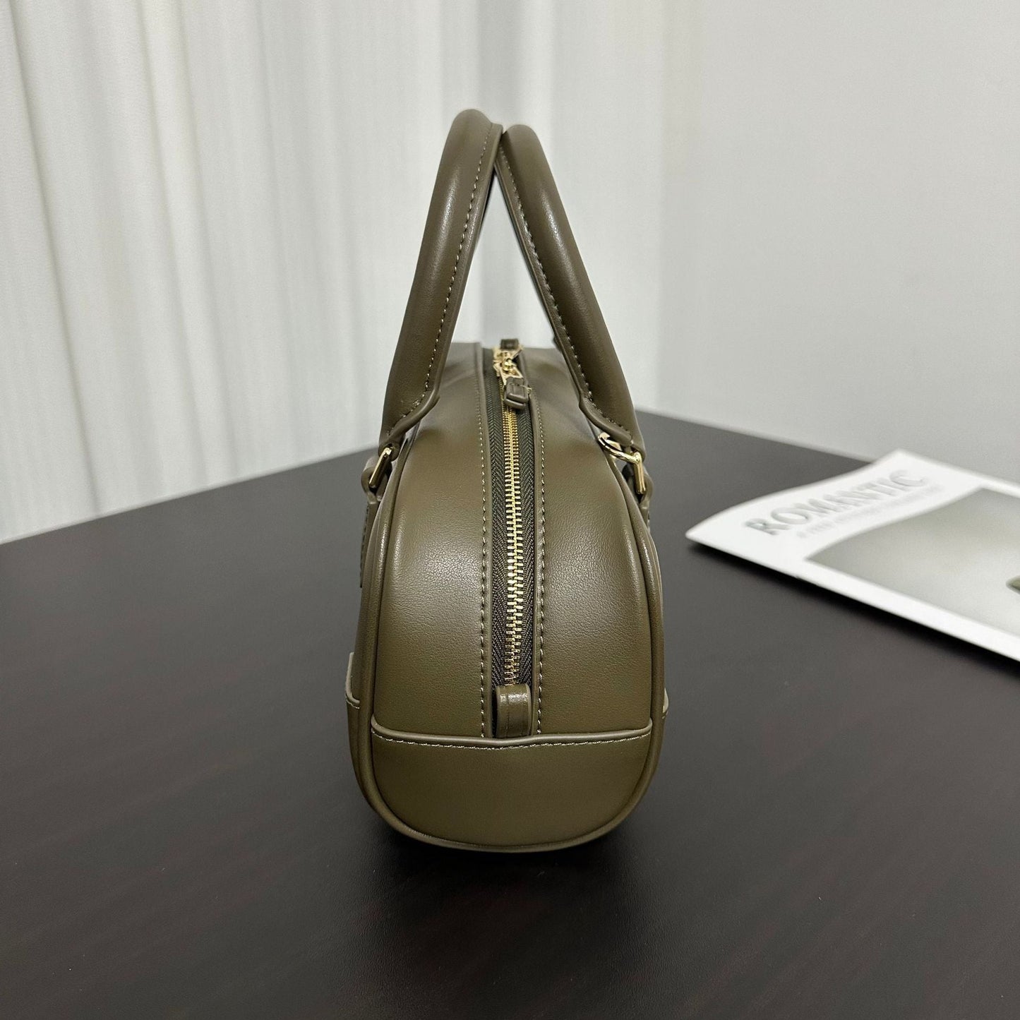 Loewe Amazona 23-Cropped Inspired Leather bag